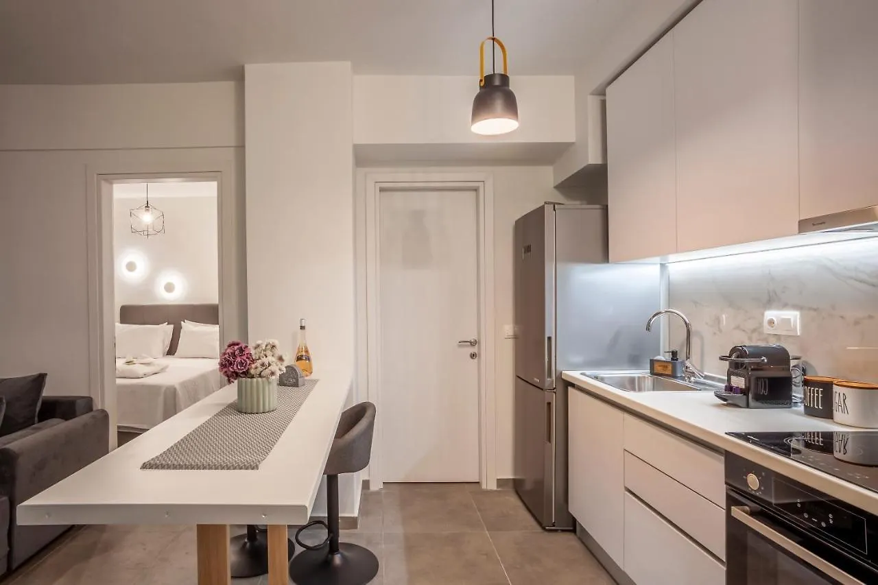 Simone By Socrates Junior Houses Θεσσαλονίκη